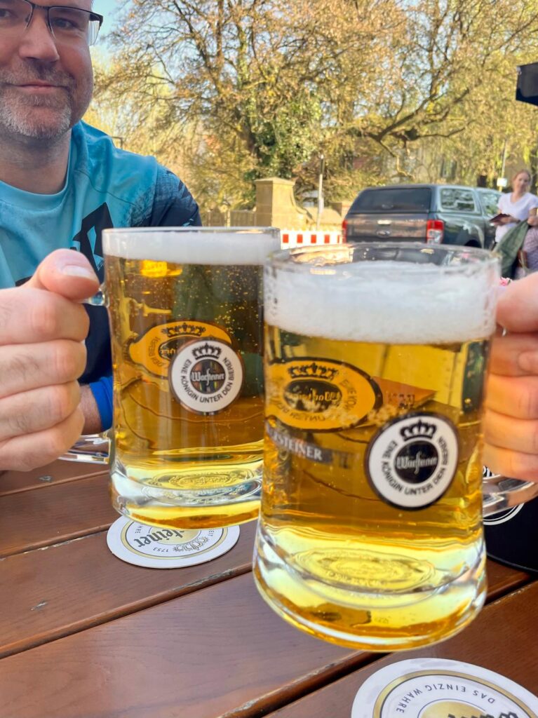 eMTB-Tour durch die Hood mit „Nackidei- Trail“ 😂